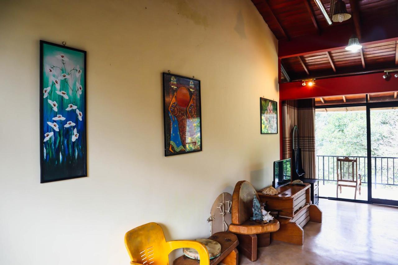 Sitha'S Heaven Bed & Breakfast เอลลา ภายนอก รูปภาพ