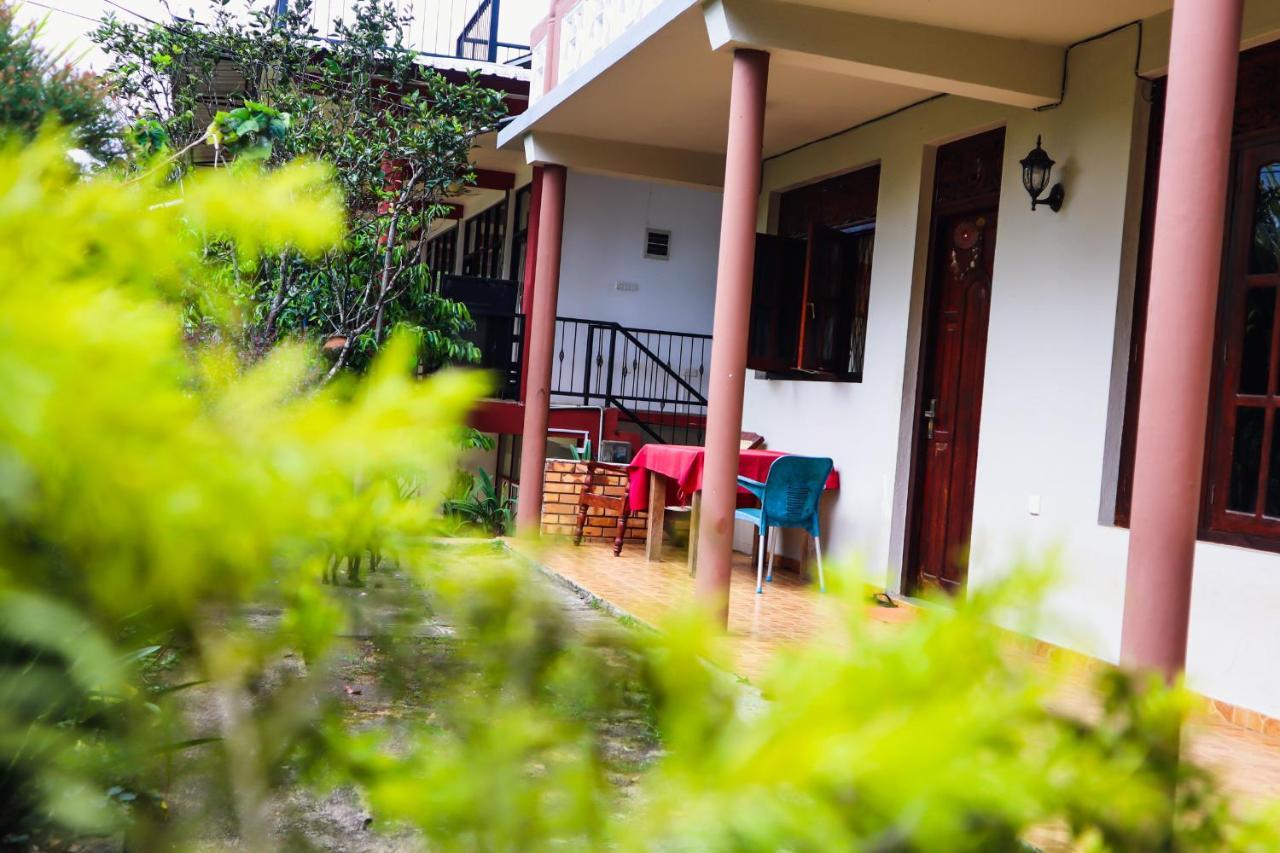 Sitha'S Heaven Bed & Breakfast เอลลา ภายนอก รูปภาพ