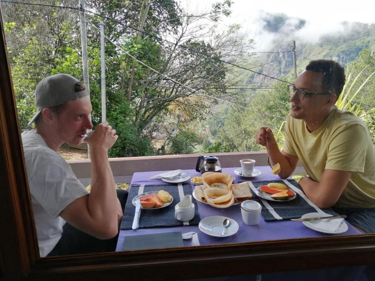 Sitha'S Heaven Bed & Breakfast เอลลา ภายนอก รูปภาพ