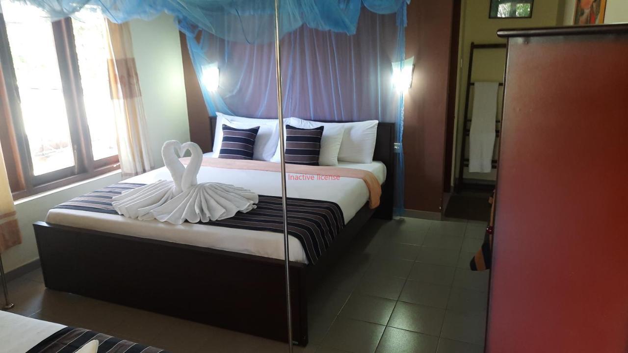 Sitha'S Heaven Bed & Breakfast เอลลา ภายนอก รูปภาพ